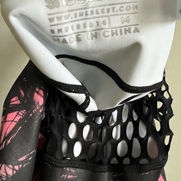 SheBeest Cycling Kit - Picture 8 of 11